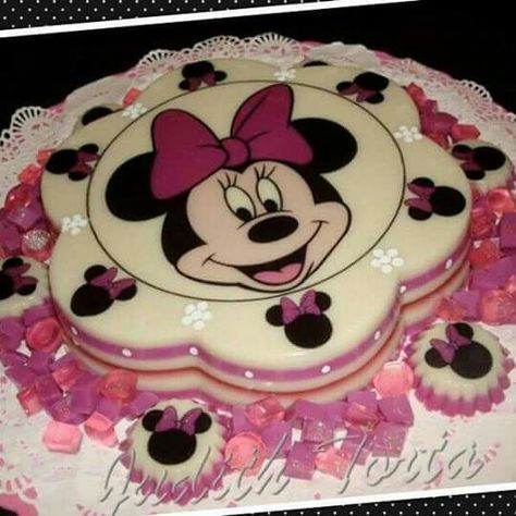 @AranzaDrive ❁ Minnie Mouse Birthday Cakes, Minnie Mouse Cupcakes, Minnie Mouse Baby Shower, Minnie Cake, Jello Desserts, Purple Cakes, Strawberry Cake Recipes, Mickey Mouse Cake, Pink Birthday Party