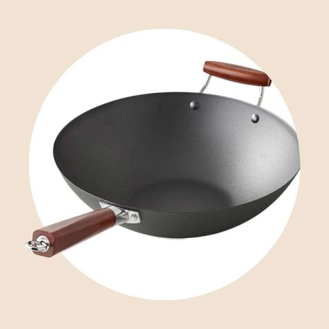 Best Carbon Steel Wok - via merchant Best Wok To Buy, Electric Wok, Best Wok, Carbon Steel Wok, Asian Stir Fry, Cast Iron Wok, Cast Iron Cleaning, Homemade Dumplings, Wooden Spatula