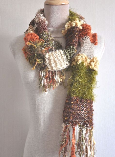 Handknitted Multicolor Scarf Easy Poncho Knitting Pattern, Crochet Scarf Easy, Crochet Hack, Crochet Fairy, Chunky Knitting Patterns, Chunky Knitting, Fabric Yarn, Scarf Knitting Patterns, Crochet Cowl