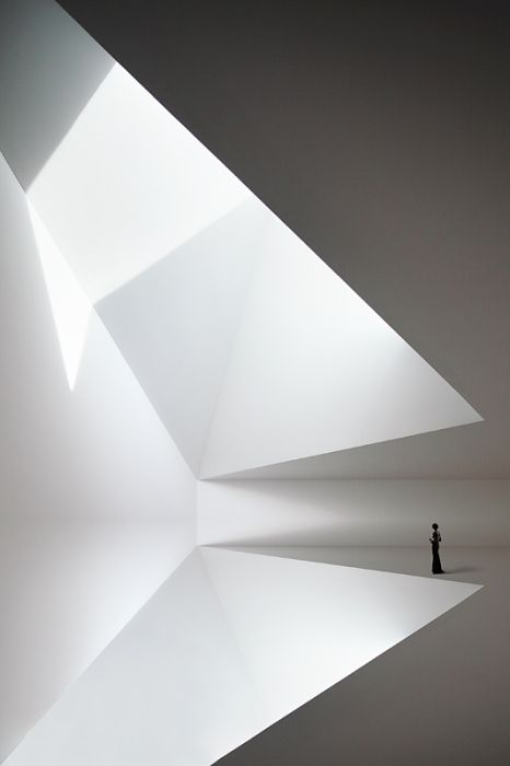 Museum Decoration, Architecture Cool, Minimal Architecture, Geometric Architecture, Light Shadow, Architectural Photography, Space Architecture, Minimalist Architecture, Light And Space