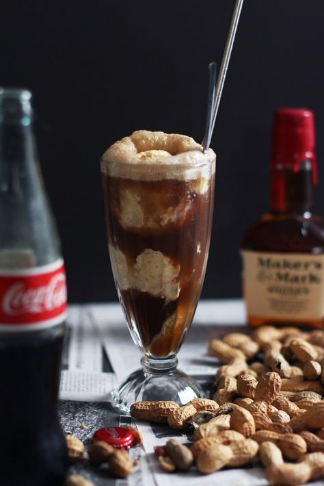 Soy Milk Ice Cream, Peanut Ice Cream, Coke Floats, Coke Float, Ice Cream Floats, Boozy Desserts, Milk Ice Cream, Unique Desserts, Milk Shakes