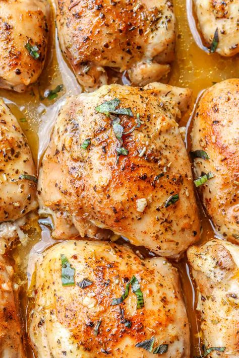 A mouth-watering Baked Boneless Chicken Thigh recipe you will make on repeat. Baked Boneless Chicken, Chicken Thighs In Oven, Chicken Thighs Baked, Baked Boneless Chicken Thighs, Chicken Thighs Dinner, Chicken Thigh Recipe, Oven Baked Chicken Thighs, Chicken Recipes Boneless, Chicken Thighs Recipe