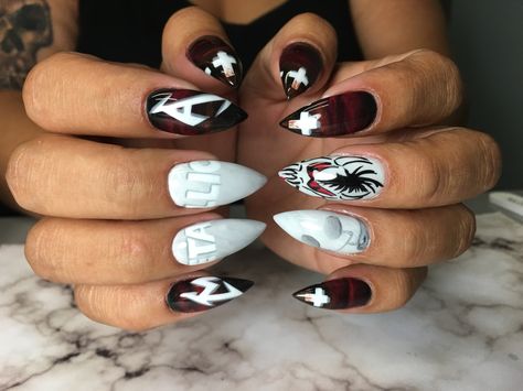 Metallica Nails #black #metal #winnipegnails Metallica Nail Art, Metallica Nails Design, Metalhead Nails, Metallica Nails, Metallica Song, Metallica Band, Download Festival, Band Nails, Latest Nail Trends