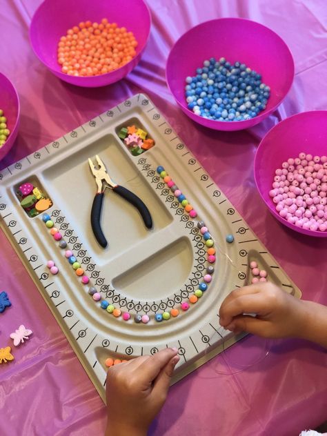 Bracelet Making Station, Donut Party Decorations, Colorful Slime, Artist Party, Slime Containers, Rainbow Slime, Spray Paint Colors, Tie Dye Party, Bubble Party