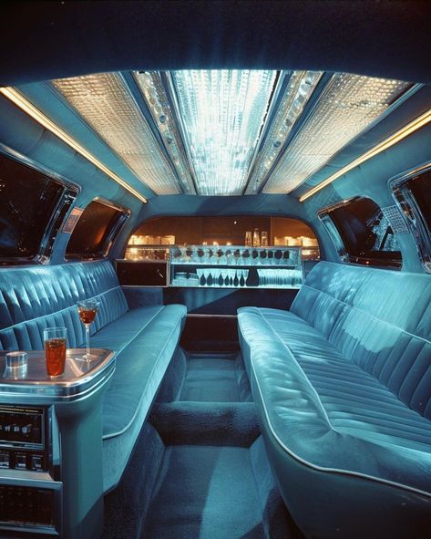 80s Luxury Cars, 80s Country Club, Vintage Limousines, Benicio Del Toro Young, Limousine Interior, 80’s Decor, 80s Luxury, 1980s Interior, 80s Country