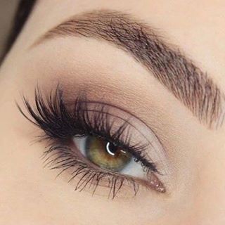 Blue Eye Makeup Tutorial, Wedding Hairstyles And Makeup, Hazel Eye Makeup, Wedding Day Makeup, Smink Inspiration, Makijaż Smokey Eye, Makeup Guide, Brown Eyeshadow, Perfect Eyebrows