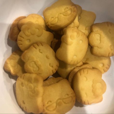 hello kitty biscuits omg! its so good 💝 Kitty Biscuits, Cheese Biscuit, Hello Kitty Cookies, Cheese Biscuits, Hello Kitty Wallpaper, Biscuits, Hello Kitty, Kitty, Cheese