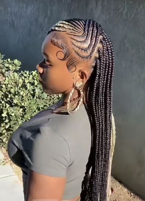 #follow #hairgoals #braids #hair #hairstyles #blogging #blogger #blog Half Lemonade Braids, Lemonade Braids Hairstyles, Cabello Afro Natural, Lemonade Braids, Braided Hairstyles For Black Women Cornrows, Feed In Braids Hairstyles, Goddess Braids Hairstyles, Quick Weave Hairstyles, Box Braids Hairstyles For Black Women