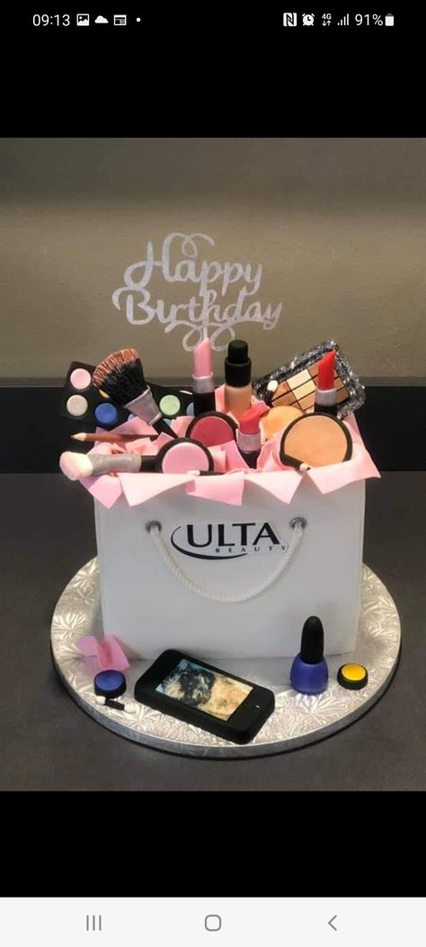 Cake International, Birthday Cakes For Teens, Beauty Cakes, Ulta Beauty Makeup, Girly Cakes, Make Up Cake, 10th Birthday Parties, 14th Birthday, Cool Birthday Cakes