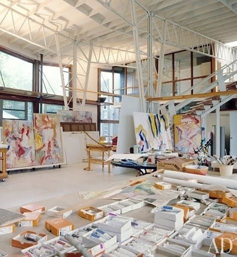 Links to: 40 Inspiring Workspaces of The Famously Creative. Always great to see artist studios and how people work in their space. Shown: Willem de Kooning's studio (painter). Art Studio Space, Art Studio Design, Artistic Space, Willem De Kooning, Dream Studio, Workspace Inspiration, Hamptons House, Studio Room, My Art Studio