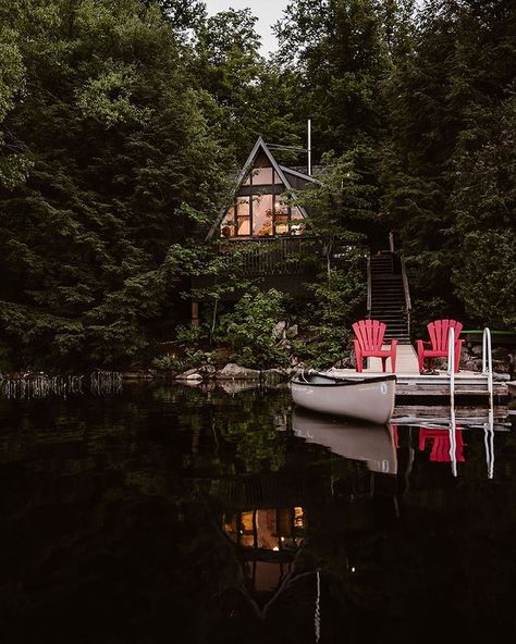 T R O T T C O L L E C T I V E on Instagram: “July looks good on you, TC. 📷 x @chrisandnicole__ #aframe #aframecabin #aframehouse #aframetoremember #cabin #cottage #lakehouse #muskoka…” Muskoka Cottage, Ecological House, Cabin Cottage, Cottage Aesthetic, Good Dog, Lake Living, Getaway Cabins, A Frame Cabin, A Frame House