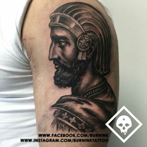 Persian king Korosh Kabir Tattoo, Hakhamanesh Tattoo, Korosh Kabir, Tattoo Iranian, Iranian Tattoo, Persian Tattoos, Iran Tattoo, Revolution Tattoo, Persian Symbols