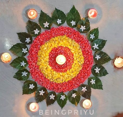 Flower Rangoli Designs Simple Diwali, Diwali Rongali Easy, Easy Rangoli With Flowers, Rangoli From Flowers, Flower Rangoli Designs Simple, Flower Rangoli Designs Creativity, Flower Decorations For Home, Rangoli Designs With Flowers, Rangoli With Flowers