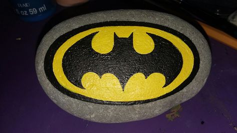 Batman painted rock- kindness rocks project Batman Painted Rocks, Batman Rock Painting, Character Rock Painting, Forest Schools, Kindness Rocks Project, Batman Painting, Sell Ideas, Spring Art Projects, Rock Painting Tutorial