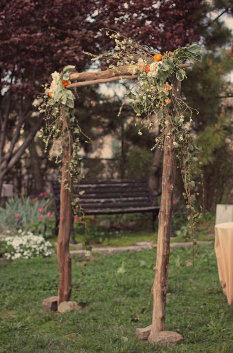 Our rustic oak branch arbor Simple Wedding Arch, Wedding Arch Rustic, Wedding Ceremony Arch, Wedding Arbour, Wedding Arch Flowers, Unique Wedding Decor, Arch Flowers, Ceremony Arch, Deco Floral