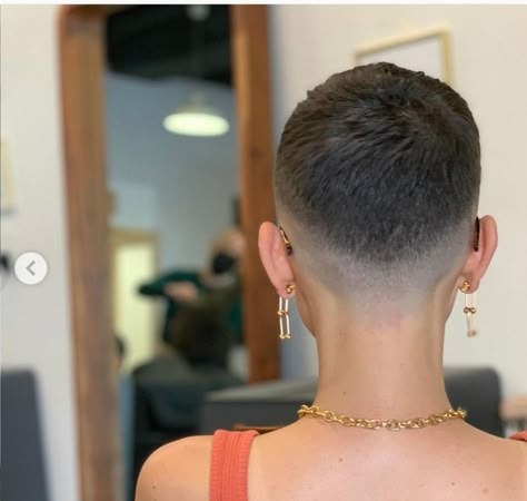 Women’s Fade Buzzcut, Buzzcut Grow Out Stages, Faded Buzz Cut, Crew Haircut, Shaved Sides Pixie, Cuts For Curly Hair, Pixie Fade, Mens Facial Hair, Ladies Short Hair