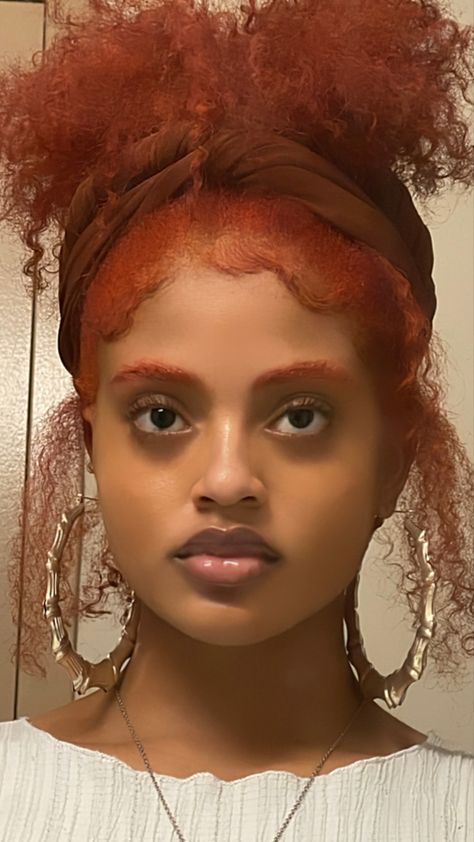 Orange Eyebrows Black Women, Ginger Brows Eyebrows, Ginger Brows On Black Women, Dyed Hair And Eyebrows, Red Eyebrows Black Women, Ginger Eyebrows Black Women, Copper Eyebrows, Ginger Eyebrows, Orange Eyebrows