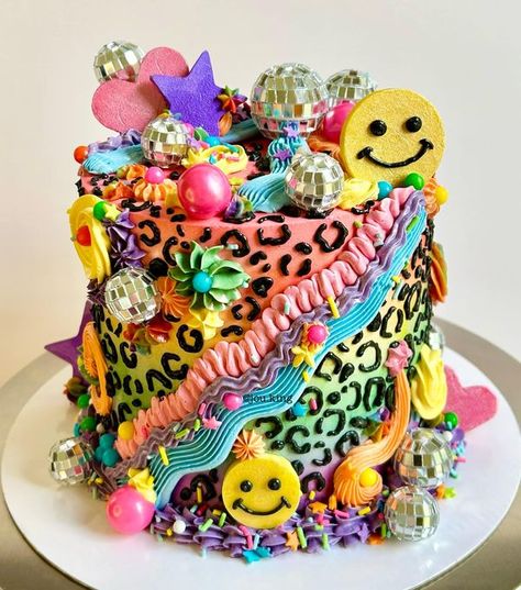 Lisa Frank Cupcakes, Lisa Frank Birthday Cake, Lisa Frank Cake, Y2k Birthday Cake, Y2k Sleepover, Lisa Frank Birthday, Lisa Frank Birthday Party, Lisa Frank Inspired, Cake Inspo