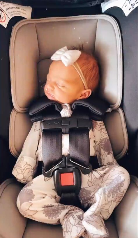 Newborn In Carseat, Baby Hospital Pictures, Baby Pictures Newborn, Baby Clothes Organization, Baby Tumblr, Dear Baby, Baby Hospital