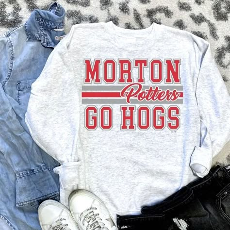 College Shirt Ideas, School Spirit Wear Designs, High School Spirit Wear, College Spirit Wear, Spirit Wear Designs, Cheer Team Shirts, School Spirit Shirts Designs, School Shirt Designs, School Spirit Wear