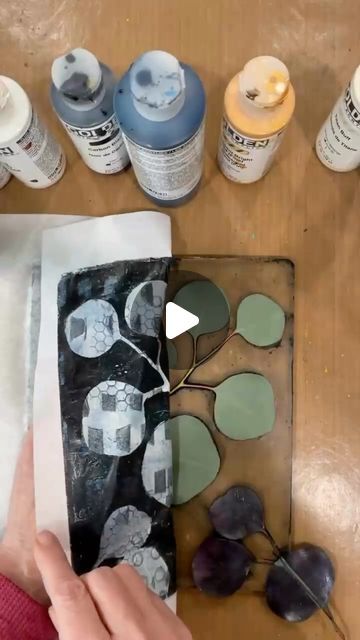 Vikki Reed on Instagram: "Eucalyptus Leaves and Basket Gelli Prints - oh SO much fun! #gelliplateprinting #gelliprintbotanicals #gelplateprinting #gelliprints #basket #vikkireedart" Gelli Printing Tutorials Step By Step, Geli Prints Tutorials, Gelli Print Christmas Cards, Gelli Plate Printing Ideas, Alternative Printmaking, Gelli Printing Tutorials, Gelli Printing Techniques, Gelli Plate Techniques, Gelli Printing Art