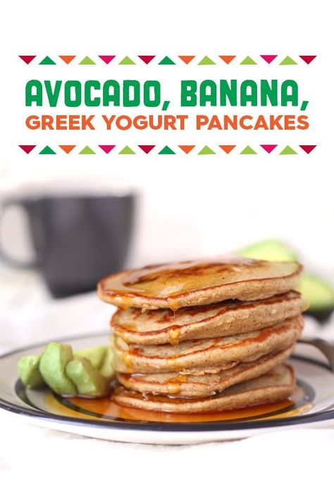 Avocado Pancakes Healthy, Banana Avocado Pancakes Baby, Avocado Pancakes Baby, Avocado Banana Pancakes, Avocado Breakfast Recipes, Yoghurt Pancakes, Avocado Pancakes, Banana Greek Yogurt, Oat Pancake Recipe