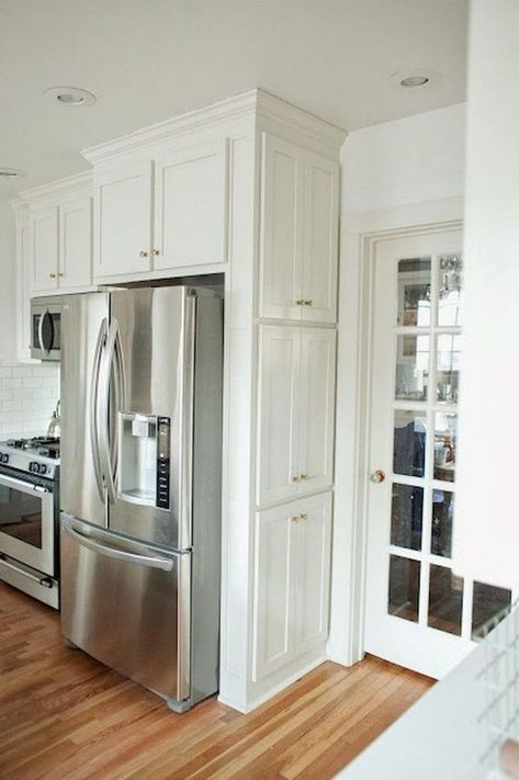 Galley Kitchen Remodel, Kitchen Remodel Cost, Farmhouse Kitchen Remodel, Farmhouse Kitchen Cabinets, Small Remodel, Classic Kitchen, Kitchen Cabinets Makeover, Kitchen Remodeling Projects, Trendy Kitchen