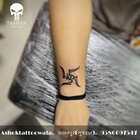 TashanTattoo
AshokTattooWala
S.20. Tirupati plaza
Opp. New bus stand
Near gd modi collage
Palanpur (gujrat)
9586697547
9687533310 Om Swastik Tattoo, Swastik Tattoo, Om Tattoo Design, Lioness Tattoo, Cool Wrist Tattoos, Dad Love Quotes, Om Tattoo, Home Door Design, Shiva Tattoo