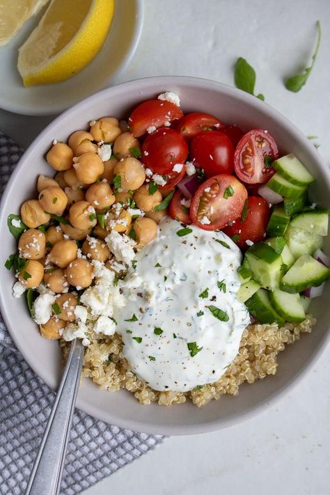 Taziki Bowl, Mediterranean Quinoa Bowl, Quinoa Tomato, Sack Lunches, Kay Nutrition, Lemon Quinoa, Mediterranean Quinoa, Vegetarian Protein Sources, Vegan Tzatziki