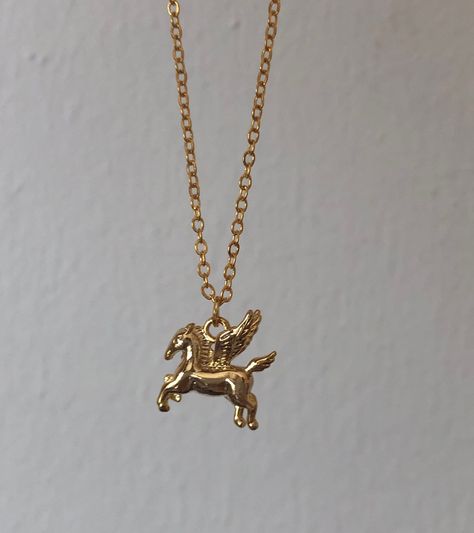 Horse Mythology, Pegasus Necklace, Pegasus Flying, Flying Horse, Power Animal, Unicorn Necklace, Horse Necklace, Majestic Animals, Gift For Her Birthday