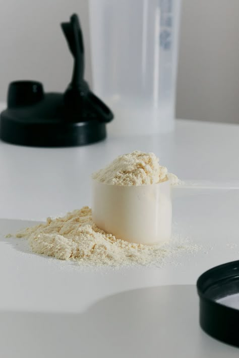 Can Protein Powders Help Aging Muscles? - The New York Times Supplement Photoshoot, Health Benefits Of Collagen, Good Brain Food, Best Whey Protein, Collagen Benefits, Whey Protein Concentrate, Hemp Protein, Muscle Protein, Protein Powders