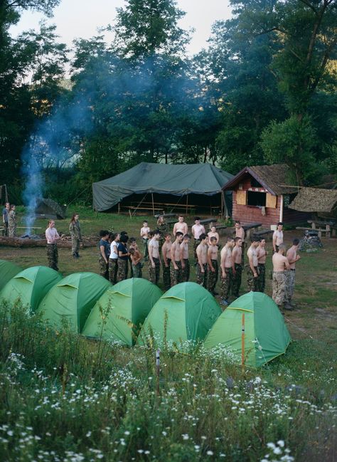 Army Tent, Army Pics, Id Card Template, Document Sign, Camping With Kids, Military Style, Tent Camping, Campfire, Hungary