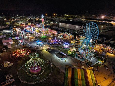 Monroe county Fair 2018 (Michigan) Nostalgia Places, Monroe Michigan, Monroe County, Summer Vision Board, Summer Vision, County Fair, Pure Michigan, Toledo, Michigan