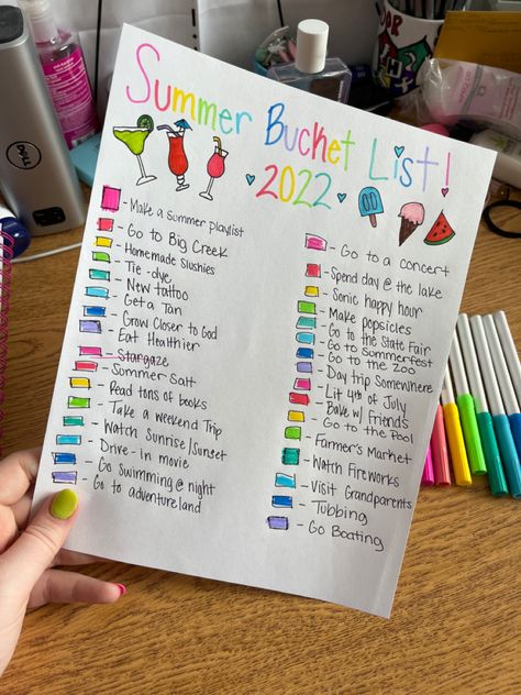 Summer Bucket List Design Ideas, Summer To Do List 2023, Bucket List Ideas Poster, Outer Banks Bucket List, Preppy Bucket List, Outer Banks Summer Bucket List, Buket List 2023, Summer Bucket List Design, Bucket List Poster Board