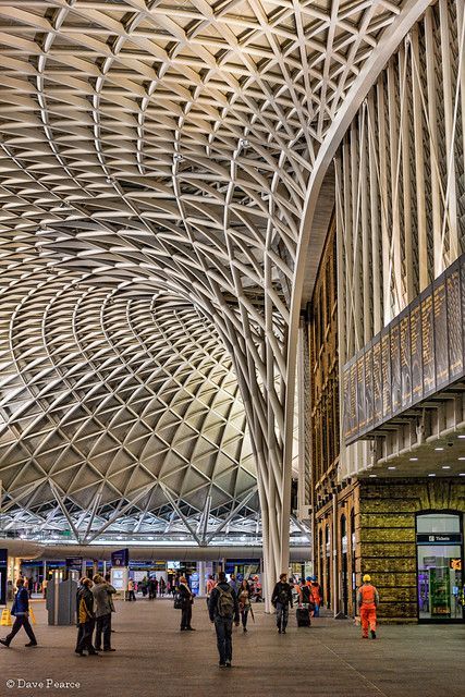 Famous Structures, Terminal Bus, Kings Cross Station, Kings Cross, London Architecture, England And Scotland, London Town, London Calling, England Travel