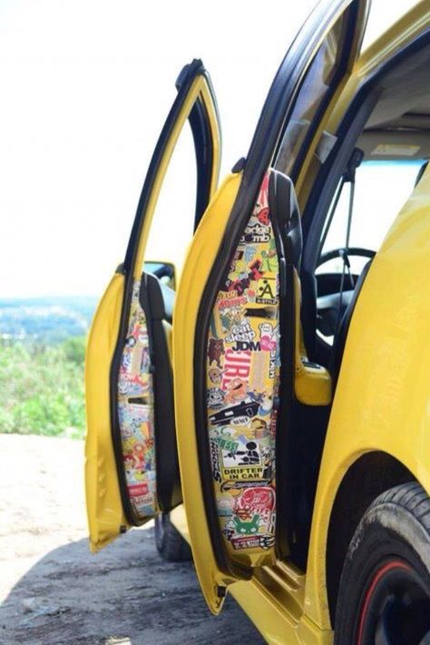 Vw Caddy Mk1, Auto Jeep, Car Interior Diy, Hippie Car, Car Deco, Aston Martin Vanquish, Sticker Bomb, Cute Car Accessories, Car Inspiration