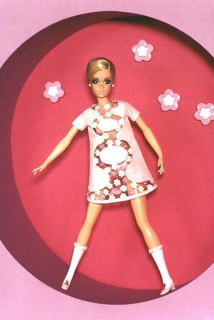 Sassoon Haircut, Barbie Dolls Vintage, Vidal Sassoon Haircut, 1960 Barbie, 60s Fashion Icons, 1960s Barbie, Andre Courreges, Celebrity Dolls, Vintage Barbies