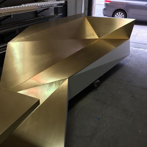 RBL Metals, LLC on Instagram: “My love for brass is very deep 🥇 - Custom faceted Brass - Reception desk 💎 - Hard Work - #welding #blacksmith #custommetalwork #faceted…” Metal Reception Desk, Custom Metal Work, Modern Reception Desk, Modern Reception, Reception Desk, Blacksmithing, Hard Work, Office Furniture, My Love