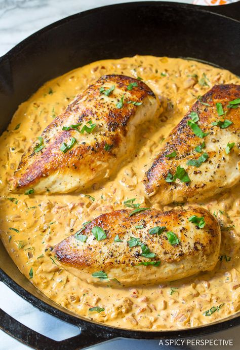 Creamy Roasted Red Pepper Chicken Skillet Recipe - An easy to make dinner that the whole family will love! With just 9 ingredients and a whole lot of kick, Roasted Red Pepper Chicken, Red Pepper Chicken, Heavy Cream Recipes, A Spicy Perspective, Easy To Make Dinners, Chicken Skillet Recipes, Chicken Skillet, Pepper Chicken, Roasted Red Pepper