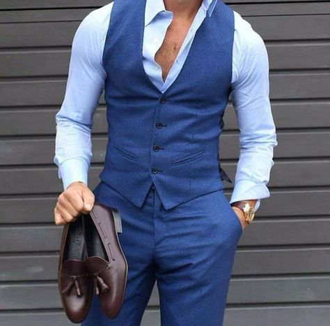 men style Mens Outfits Streetwear, Pants For Men Casual, Vest Outfits Men, Terno Slim, Mens Kurta Designs, Mens Fashion Wear, Stylish Man, Smart Casual Men, Smart Casual Style