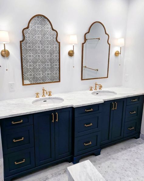 Faithful Countertops (@faithfulcountertops) • Instagram photos and videos Boujee Bathroom, Boujee Lifestyle, Eclectic Bathroom Design, Nice Room, Blue Bathroom Vanity, Traditional Bathroom Designs, Blue Vanity, Eclectic Bathroom, Bathroom Redesign