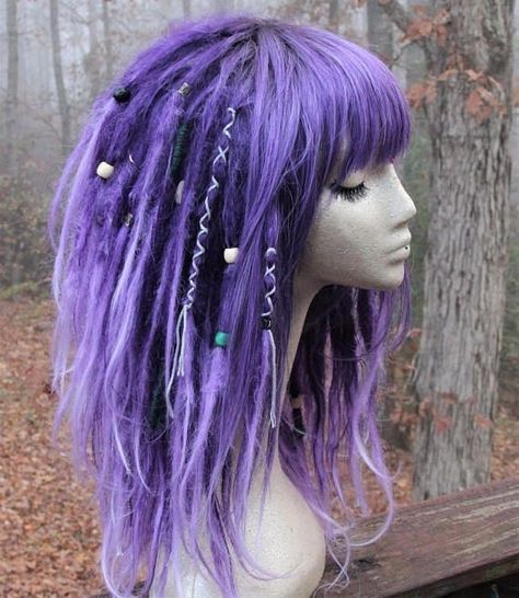 Goth Dreadlocks, Dreads With Bangs, Purple Dreadlocks, Color Locs, Synthetic Dreads Hairstyles, Loc Wig, Purple Dreads, Dread Wig, Dreadlocks Hairstyles