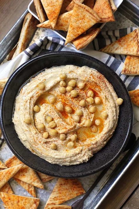 Low Calorie Hummus Recipe, Classic Hummus Recipe, Gluten Free Hummus, Best Hummus Recipe, Hummus Recipe Homemade, Hummus And Pita, Vegan Gingerbread, Dry Chickpeas, Easy Hummus