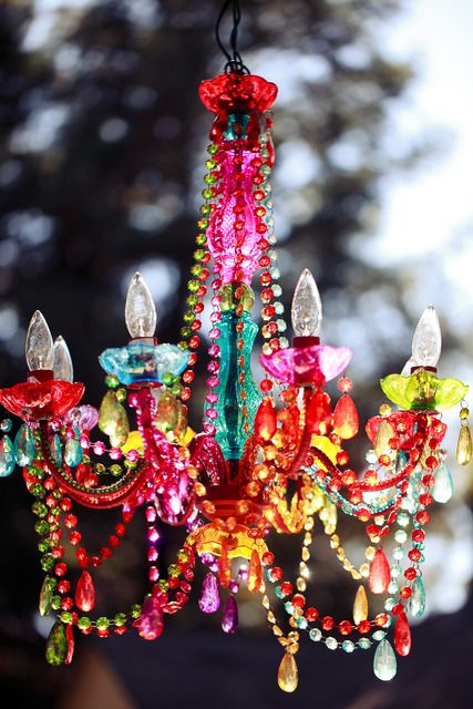 gorgeous and very do-able finding an old chand. frame and adding the rest..great idea Campground Decor, Diy Chandeliers, Estilo Kitsch, Chandelier Ideas, Colorful Chandelier, Outdoor Chandelier, Rainbow Room, Deco Boheme, Beautiful Chandelier