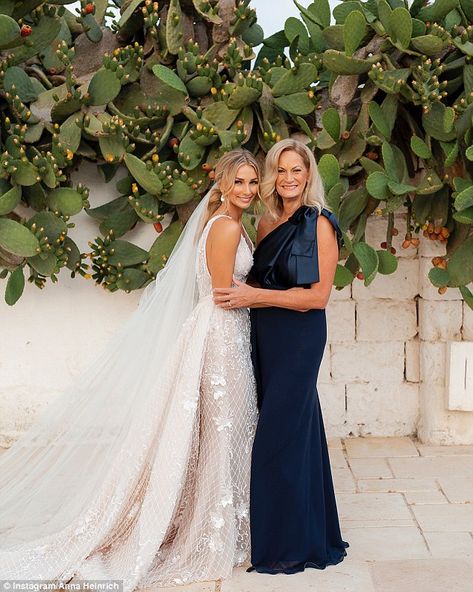 Every intricate detail behind the scenes of Anna Heinrich and Tim Robards stunning Italian wedding Mother Of Groom Navy Blue Dress, Motb Dress, Anna Heinrich, Family Dress, Mom Wedding Dress, Mob Dress, Romantic Dresses, Cowgirl Wedding, Wedding Pic