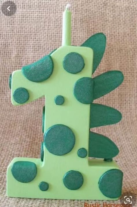 Dinosaur Candle, First Birthday Cake Ideas, Boys First Birthday Cake, Theme First Birthday, Dinosaur Birthday Cakes, Jungle Birthday Party, Dinosaur Themed Birthday Party, Boy Cake, Number Candle