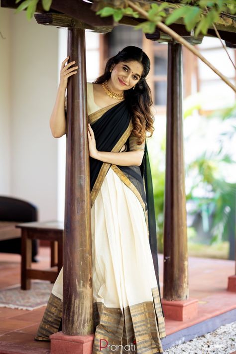 Traditional Half Saree Designs, Desi Traditional, Kerala Dress, Onam Outfits, Sari Skirt, Simple Frock Design, Simple Frocks, Churidar Designs, Casual Indian Fashion