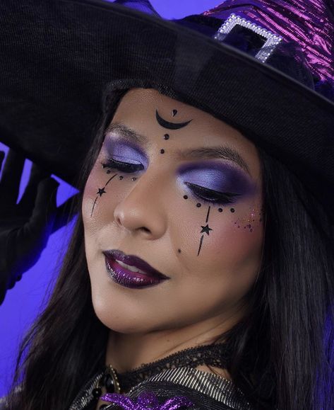 Cosmic Witch Makeup, Purple Witch Makeup Halloween, Celestial Witch Makeup, Witch Makeup Diy, Moon Witch Makeup, Purple Witch Makeup, Witch Makeup Ideas, Purple Eye Shadow, Crescent Moon Symbol