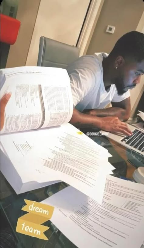 Black Couple Bible Study Aesthetic, Black Couple Business Goals, Black Couple Activity, Godly Relationship Black, Black Couple Business, Black Couple Praying Together, Healthy Black Relationships, Black Marriage Aesthetic, Black Relationships Astethic