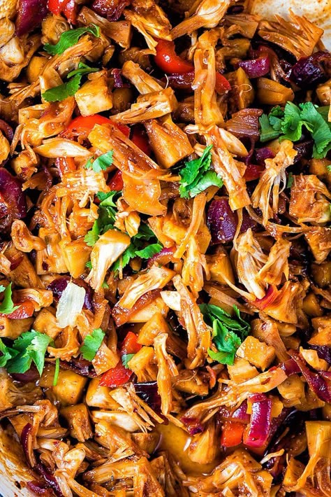 Jackfruit Pulled Pork, Vegan Jackfruit, Jack Fruit, Jackfruit Recipes, Pulled Pork Tacos, Pork Tacos, Pulled Pork Recipes, Grilled Pineapple, Vegan Meal Prep